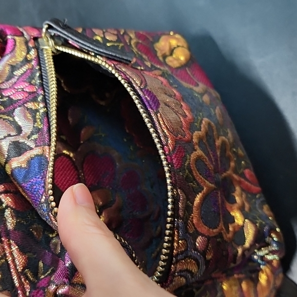 🔥NEW Metallic Floral Mini Backpack Never Used Beautiful NWOT - Picture 5 of 5